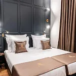 فندق Art Gallery Boutique 4*