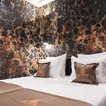 فندق Art Gallery Boutique 4*
