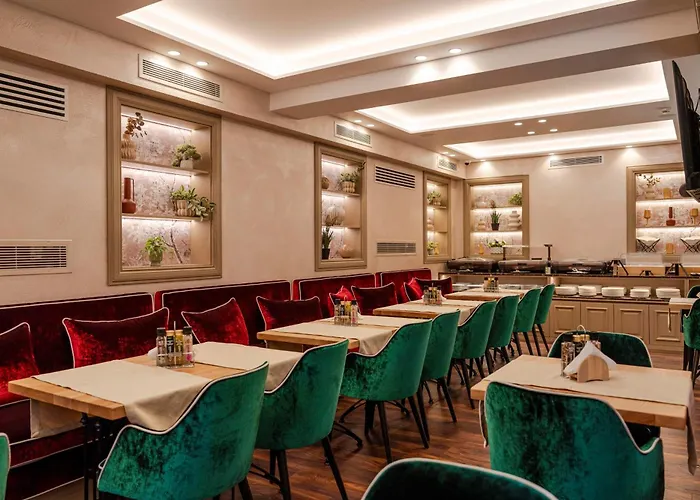 Отель Art Gallery Boutique 4*