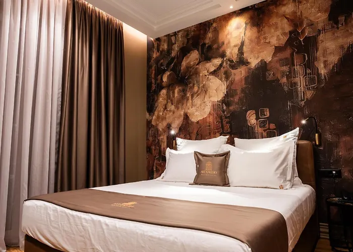 Art Gallery Boutique Отель 4*