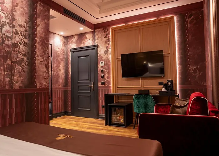 Отель Art Gallery Boutique Дуррес