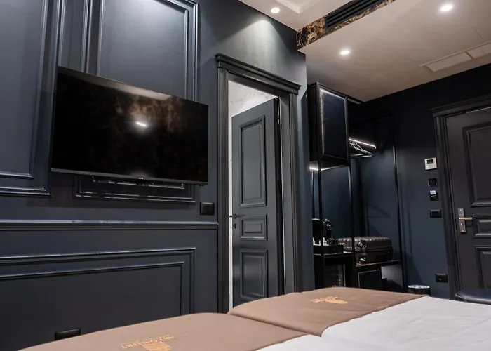 Art Gallery Boutique Hotell 4*